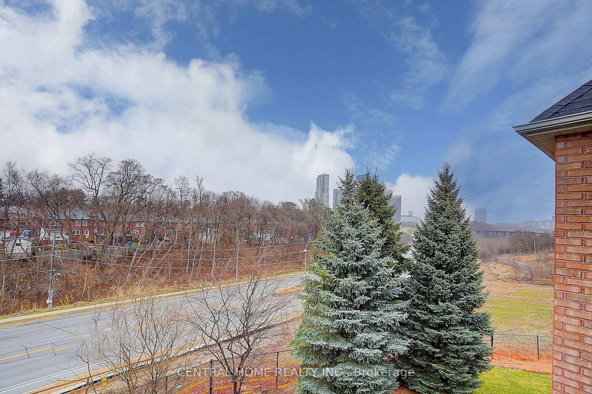 Photo 32 of Unit 302, 76 Aerodrome Crescent, Toronto, Leaside — HOMEH