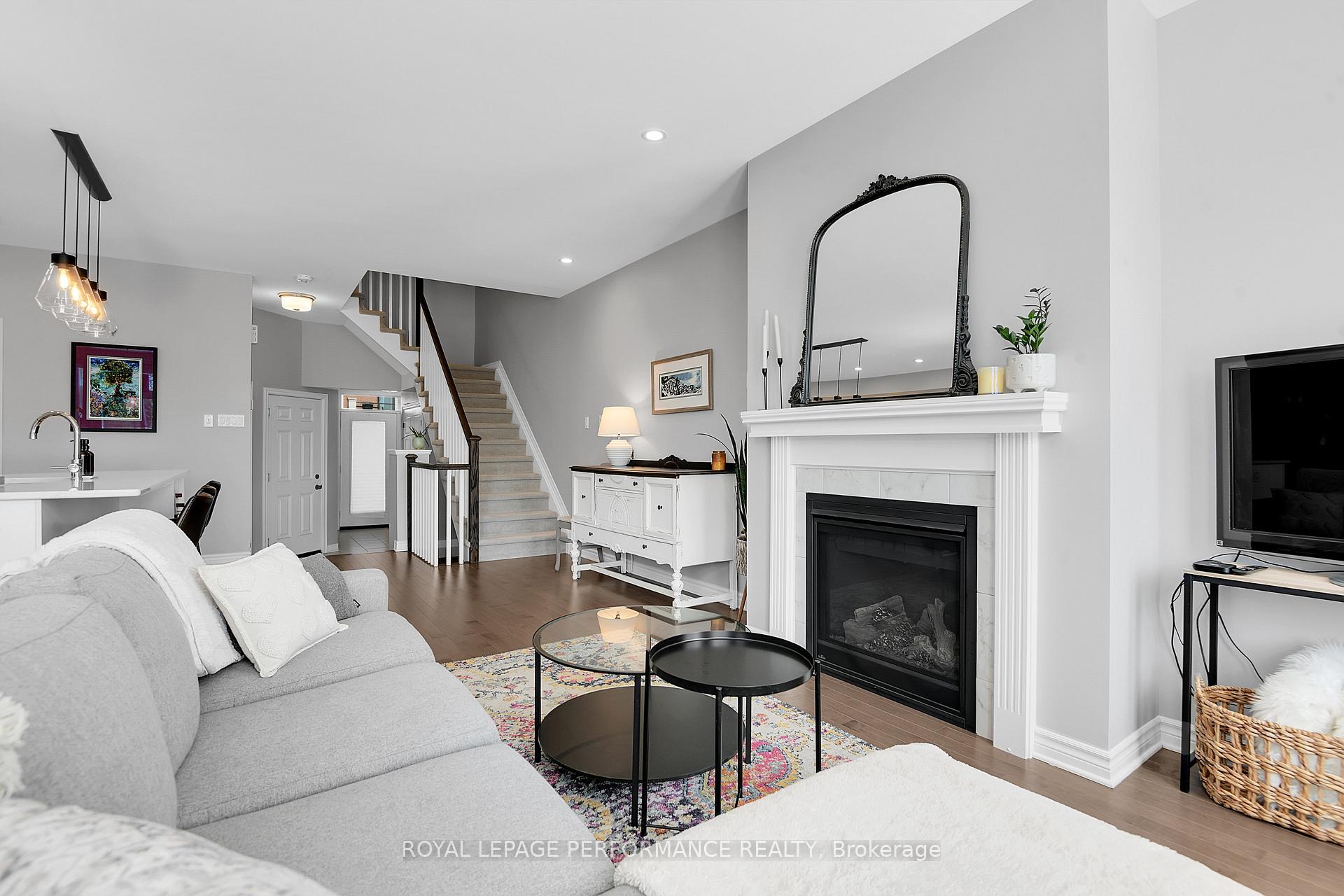 Photo 7 of 223 Hawkmere Way, Ottawa, Blossom Park/Kemp Park/Findlay Creek — HOMEH