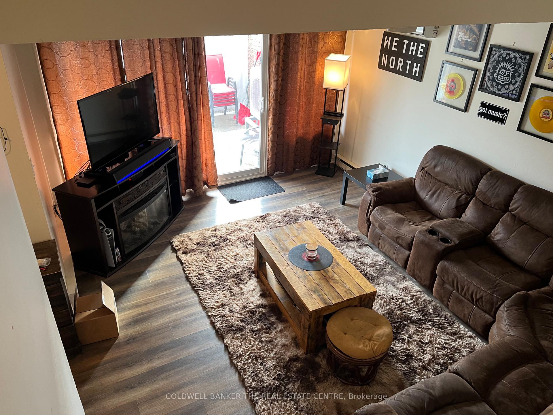 Photo 6 of Unit 230, 230 Milestone Crescent, Aurora, Aurora Village — HOMEH