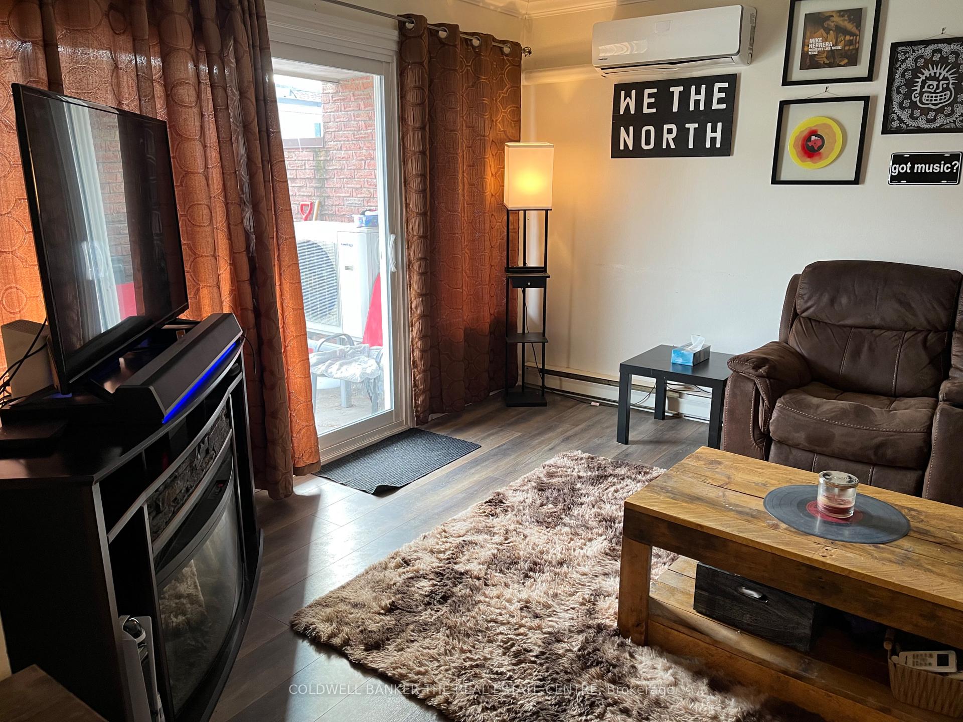 Photo 8 of Unit 230, 230 Milestone Crescent, Aurora, Aurora Village — HOMEH