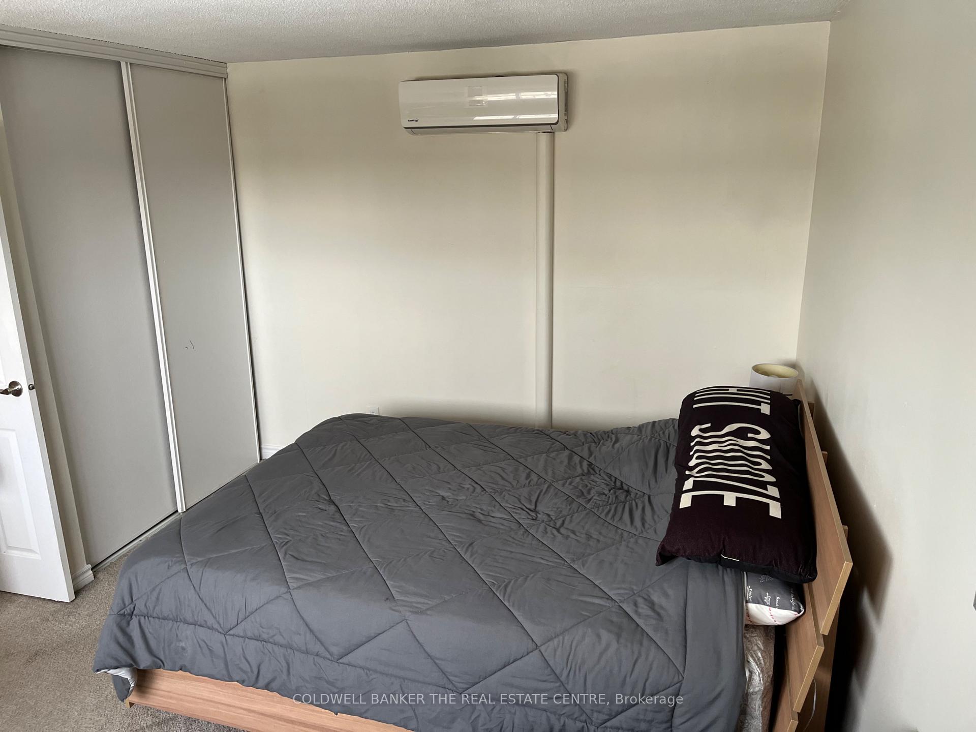 Photo 11 of Unit 230, 230 Milestone Crescent, Aurora, Aurora Village — HOMEH
