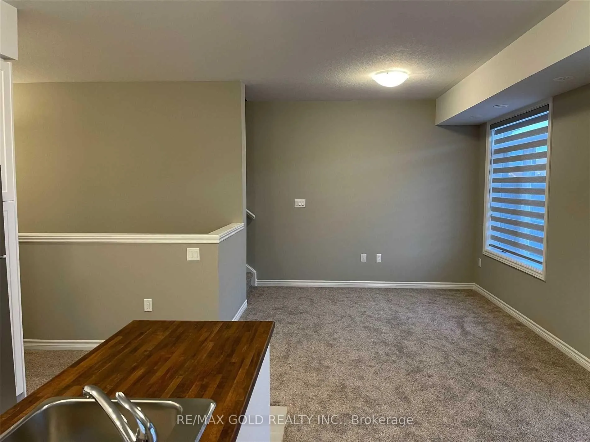 Photo 8 of 184 Wheat Lane, Kitchener, Huron Park — HOMEH