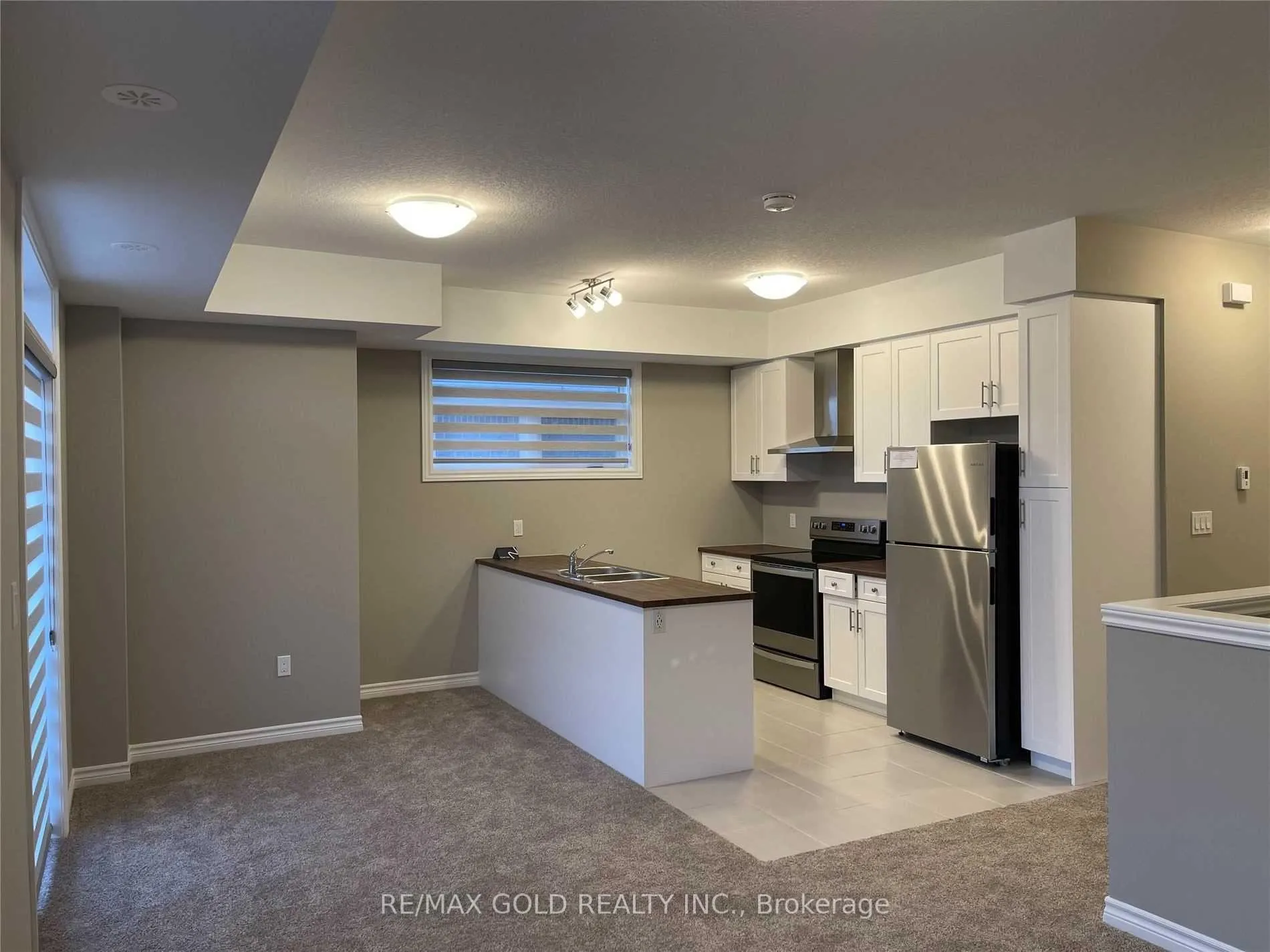 Photo 12 of 184 Wheat Lane, Kitchener, Huron Park — HOMEH