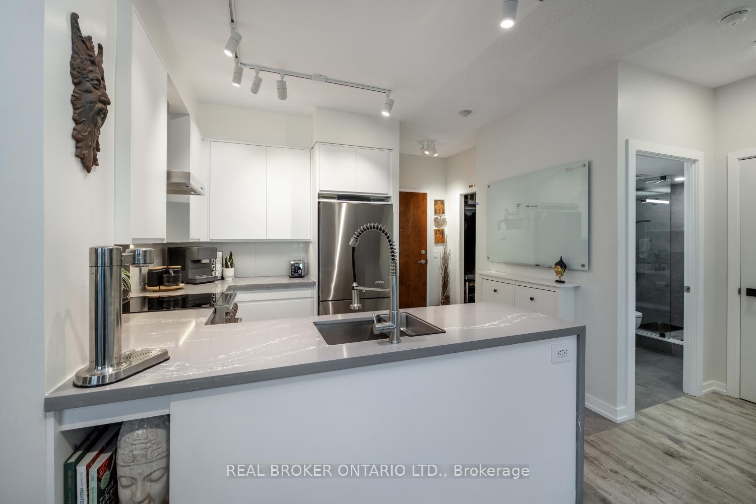 Photo 26 of Unit 1513, 1235 Bayly Street, Pickering, Bay Ridges — HOMEH