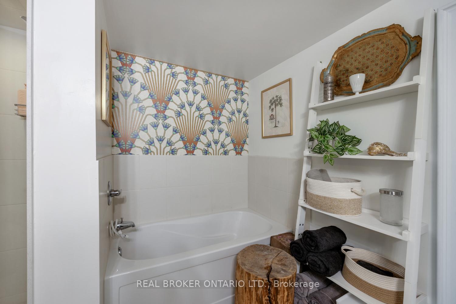 Photo 36 of Unit 1513, 1235 Bayly Street, Pickering, Bay Ridges — HOMEH