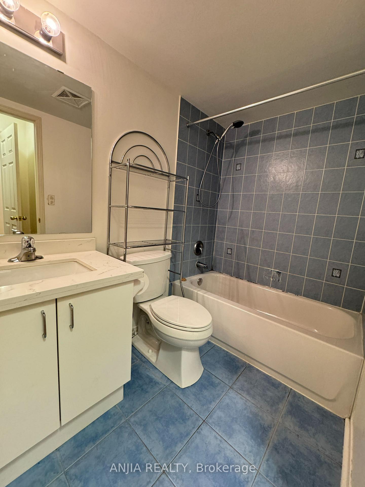 Photo 12 of Unit 112, 308 John Street, Markham, Aileen-Willowbrook — HOMEH