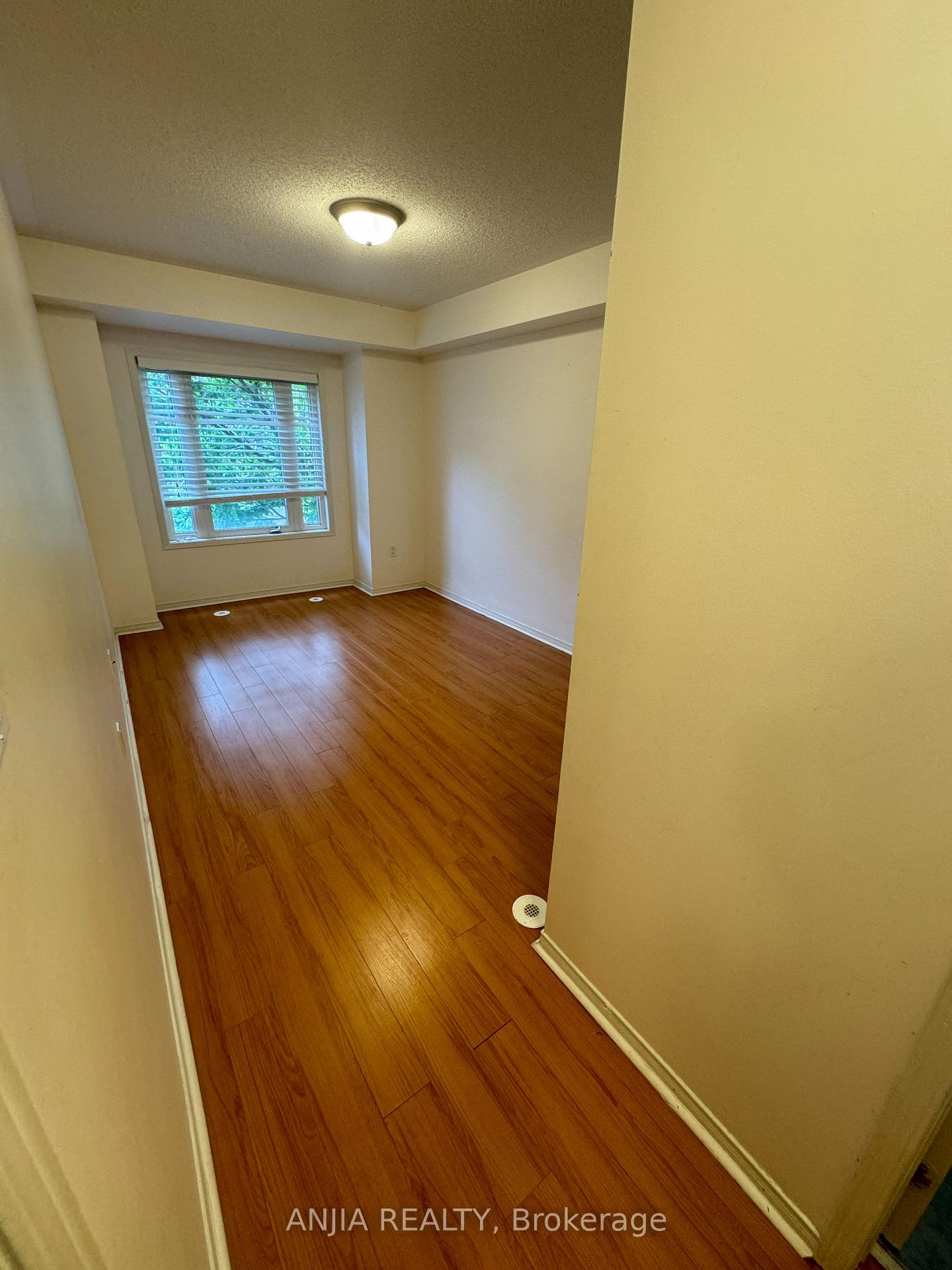 Photo 13 of Unit 112, 308 John Street, Markham, Aileen-Willowbrook — HOMEH