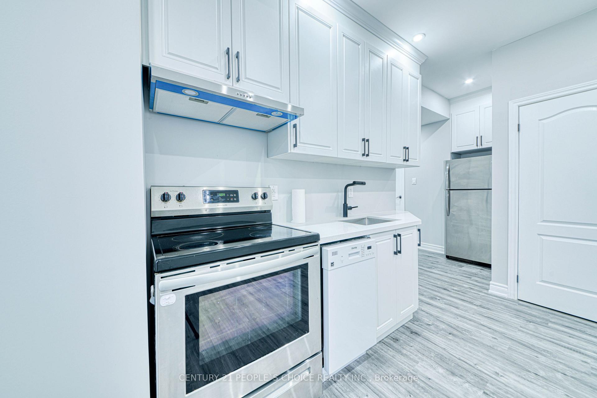 Photo 11 of 74 Henry Smith Avenue, Clarington, Bowmanville — HOMEH