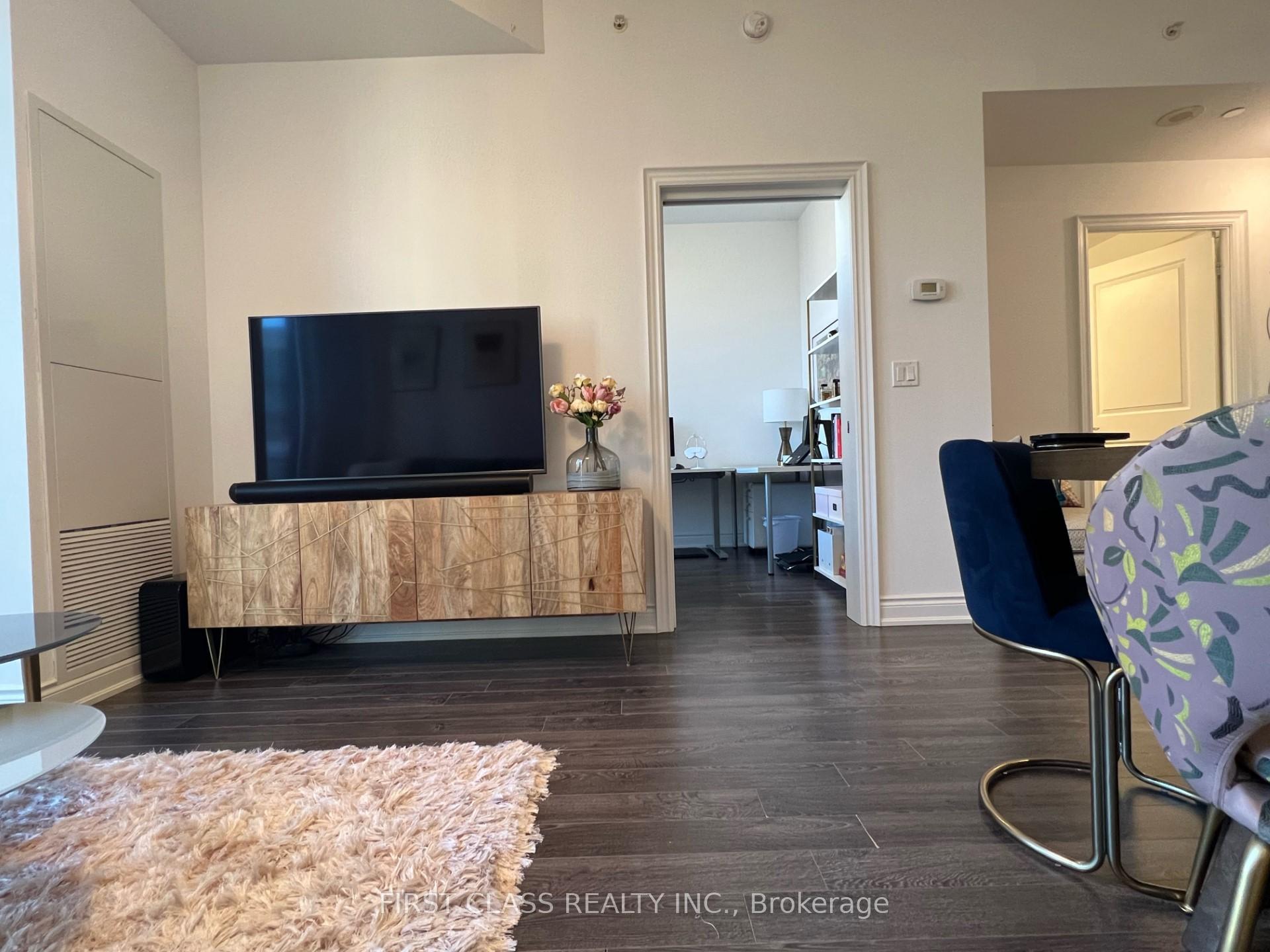 Photo 8 of Unit 917, 38 Cedarland Drive, Markham, Unionville — HOMEH