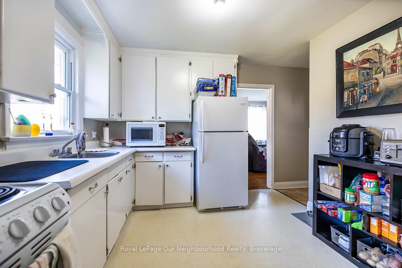 Photo 5 of 531 Shirley Street, Cobourg — HOMEH