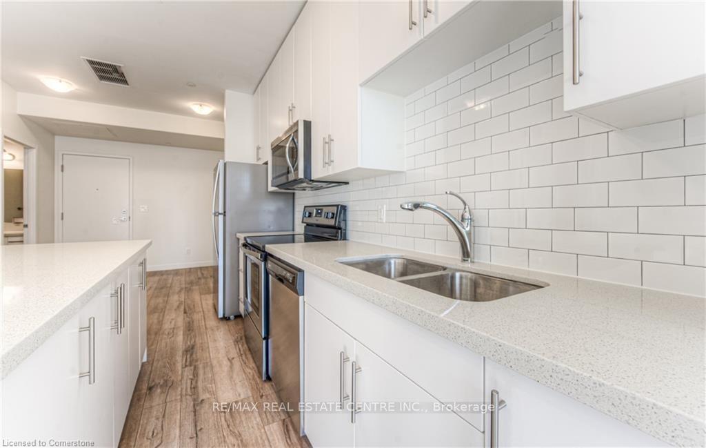 Photo 12 of Unit 609, 690 King Street W, Kitchener — HOMEH
