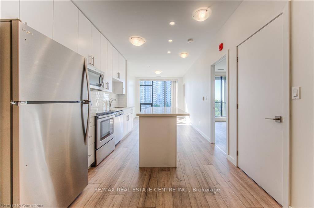 Photo 13 of Unit 609, 690 King Street W, Kitchener — HOMEH