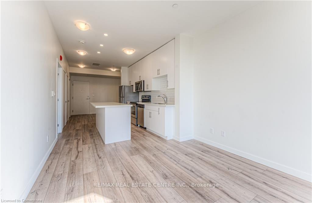 Photo 14 of Unit 609, 690 King Street W, Kitchener — HOMEH