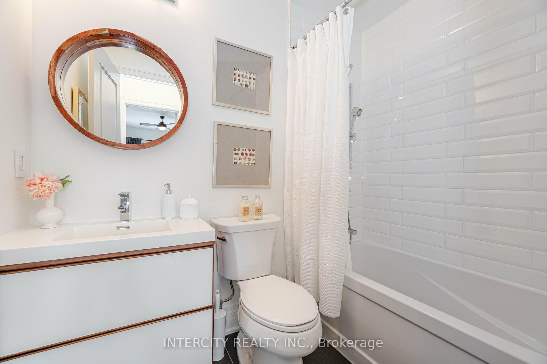 Photo 18 of Unit 314, 80 Burns Boulevard, King, King City — HOMEH