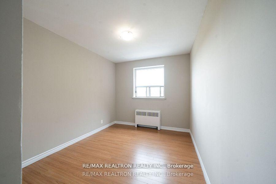 Photo 9 of Unit 534D, 468 Ottawa Street, Hamilton, Crown Point — HOMEH