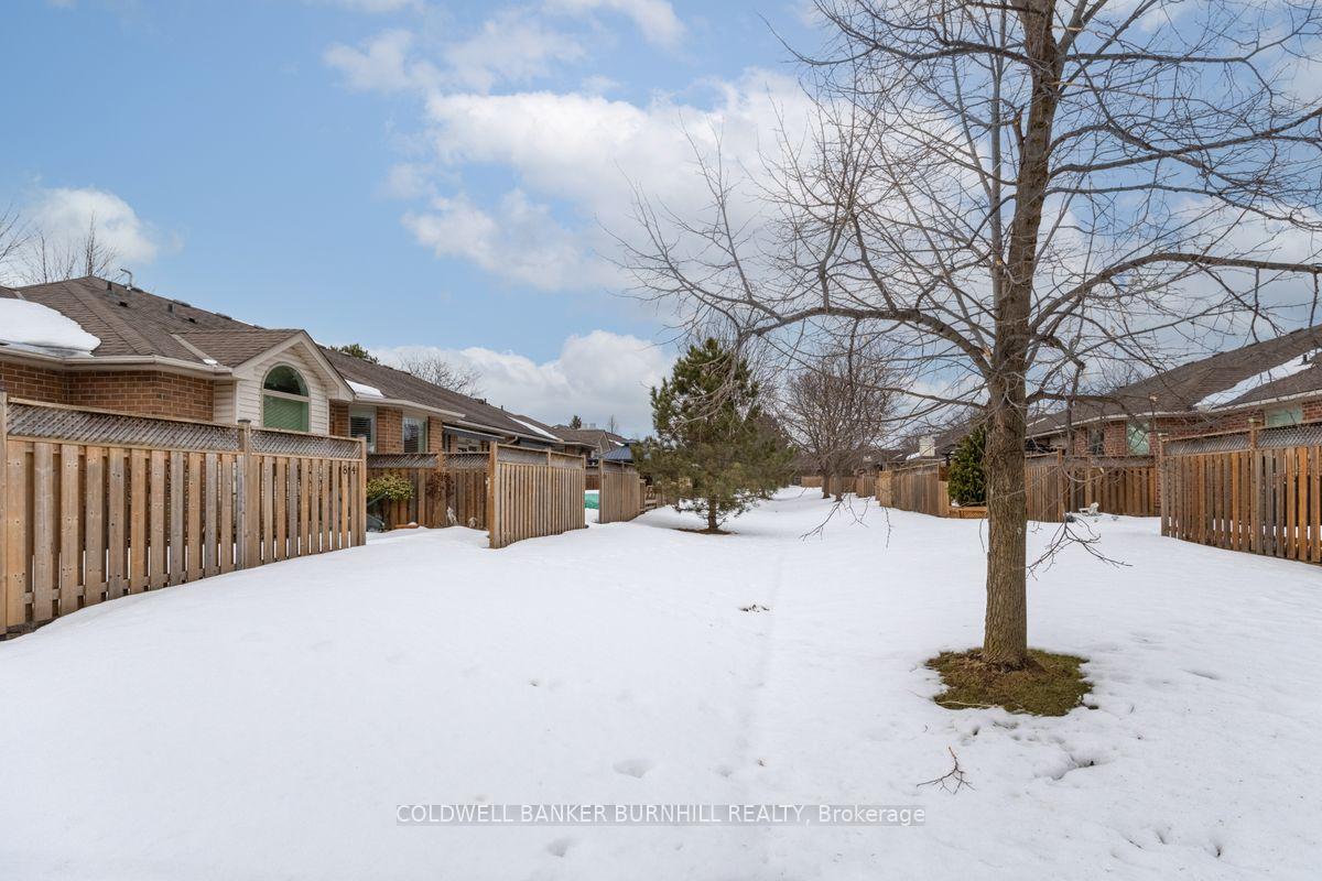 Photo 21 of 58 Twentyplace Boulevard, Hamilton, Mount Hope — HOMEH