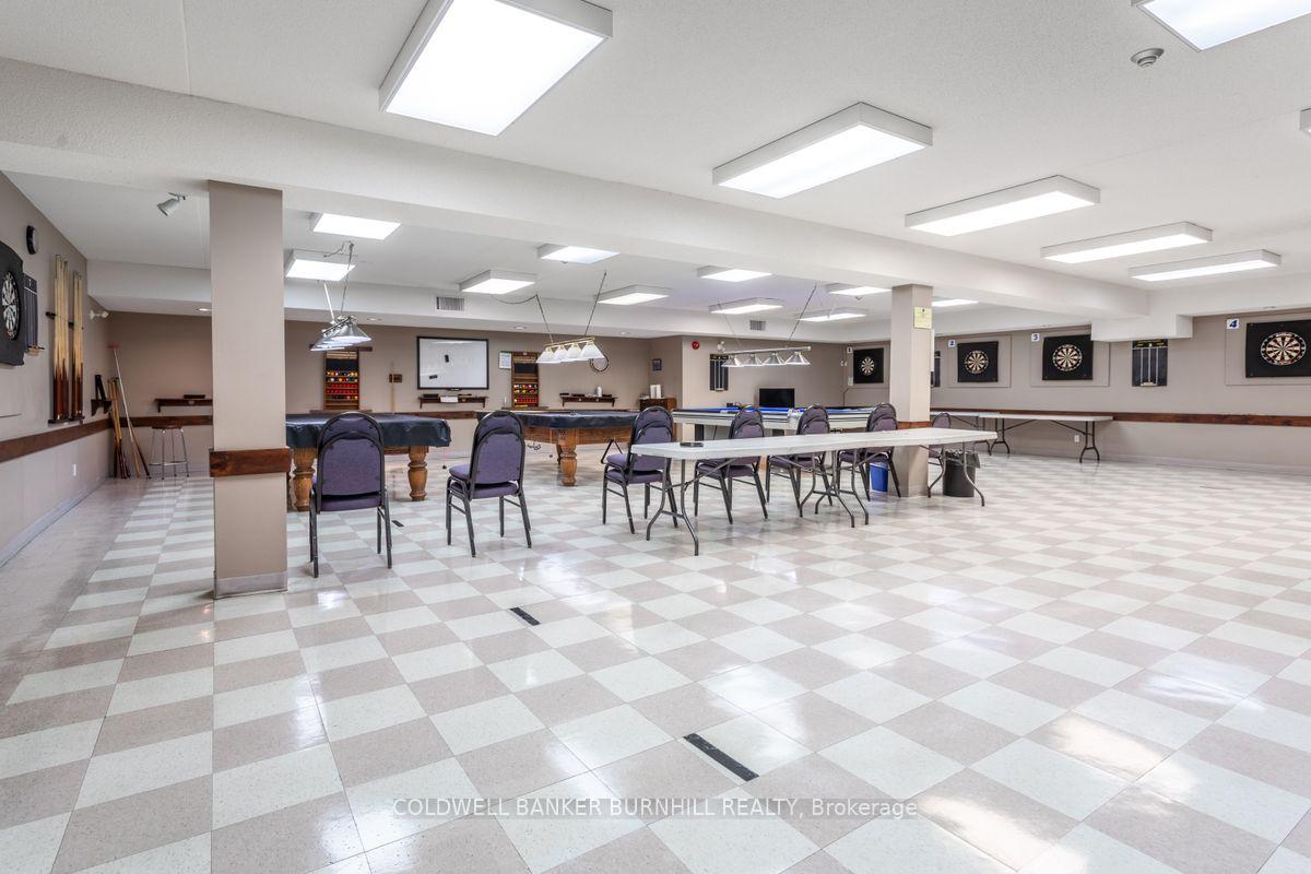 Photo 34 of 58 Twentyplace Boulevard, Hamilton, Mount Hope — HOMEH