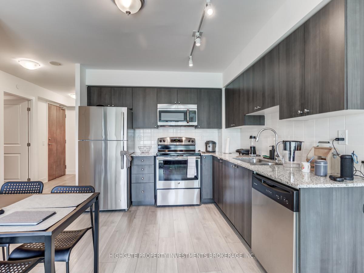 Photo 6 of Unit 1306, 1215 Bayly Street, Pickering, Bay Ridges — HOMEH