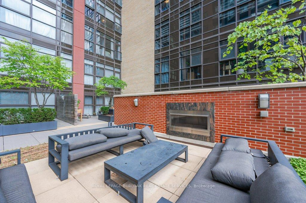 Photo 72 of Unit 418, 118 King Street E, Hamilton, Beasley — HOMEH