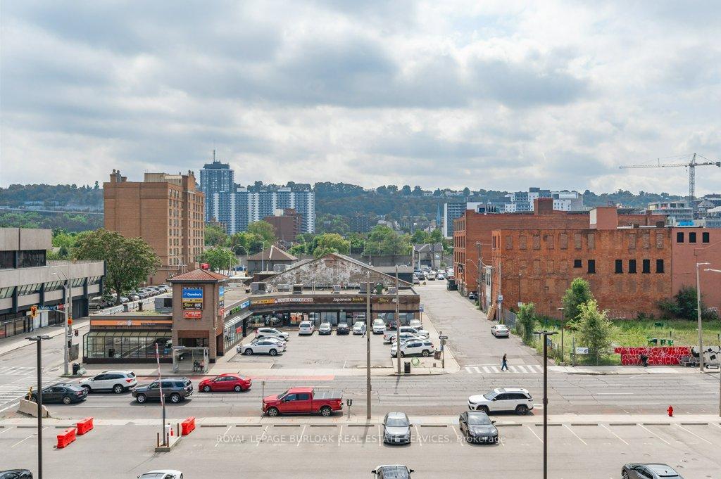 Photo 42 of Unit 418, 118 King Street E, Hamilton, Beasley — HOMEH