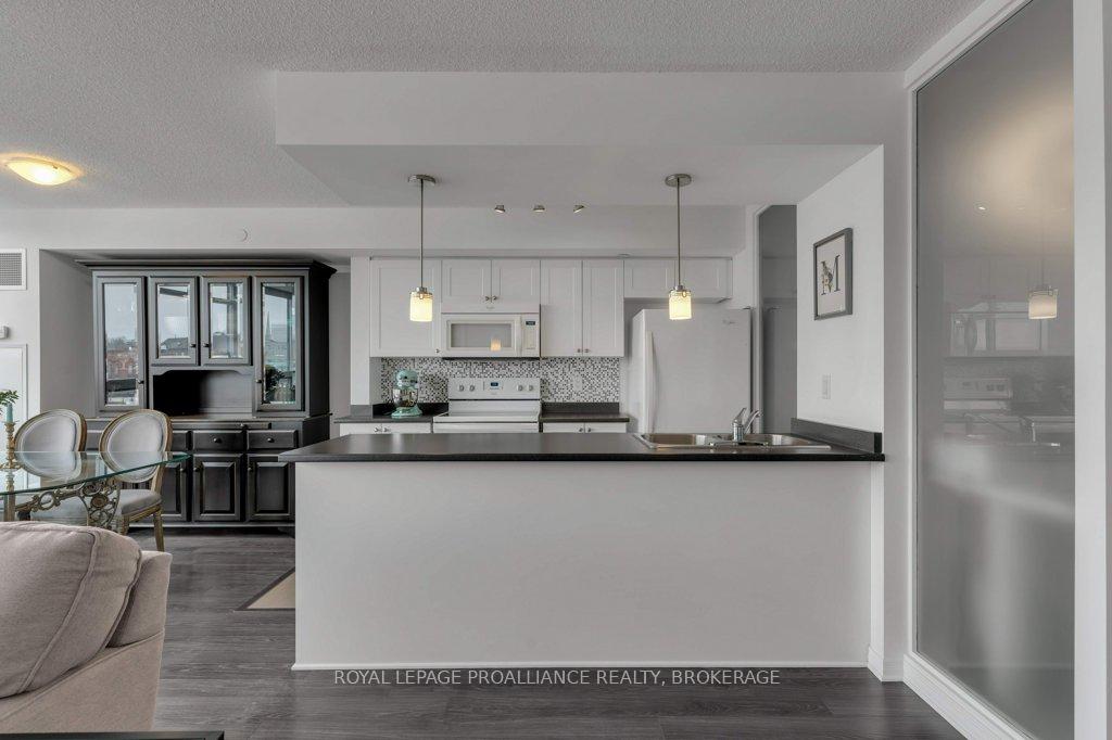 Photo 4 of Unit 701, 121 Queen Street, Kingston, East of Sir John A. Blvd — HOMEH