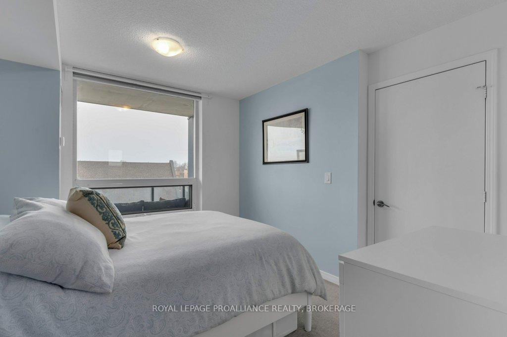 Photo 18 of Unit 701, 121 Queen Street, Kingston, East of Sir John A. Blvd — HOMEH