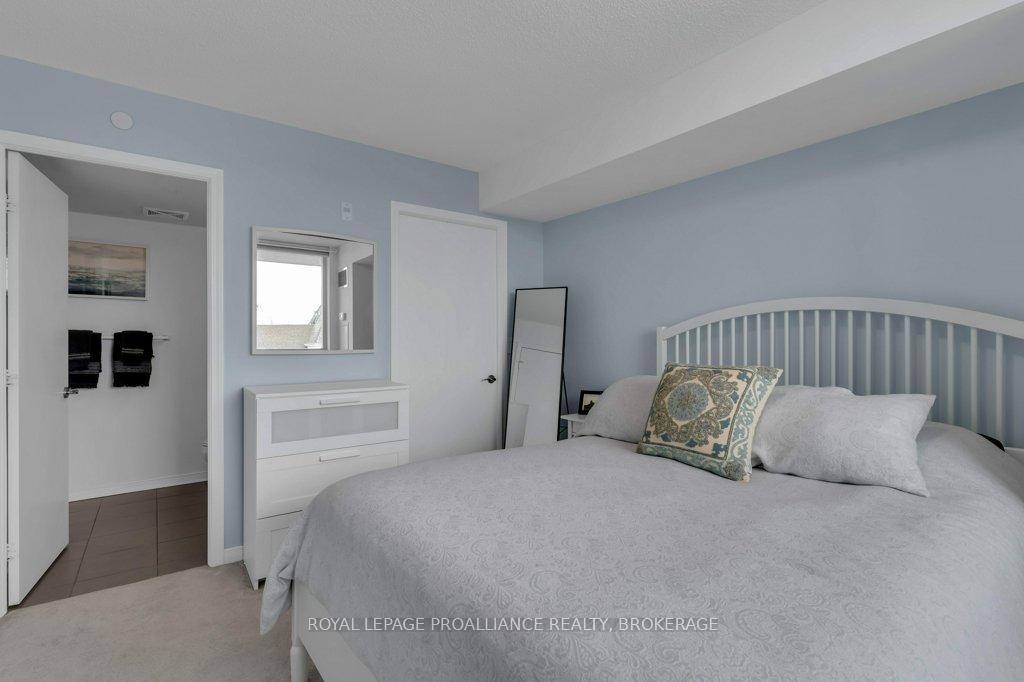 Photo 19 of Unit 701, 121 Queen Street, Kingston, East of Sir John A. Blvd — HOMEH