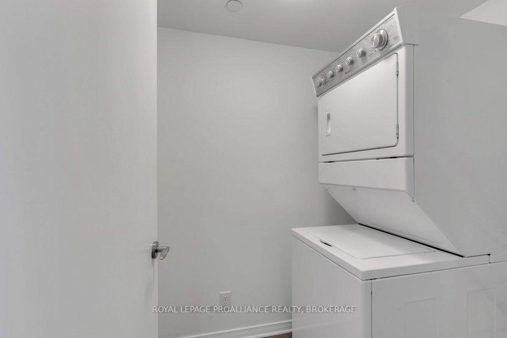 Photo 23 of Unit 701, 121 Queen Street, Kingston, East of Sir John A. Blvd — HOMEH