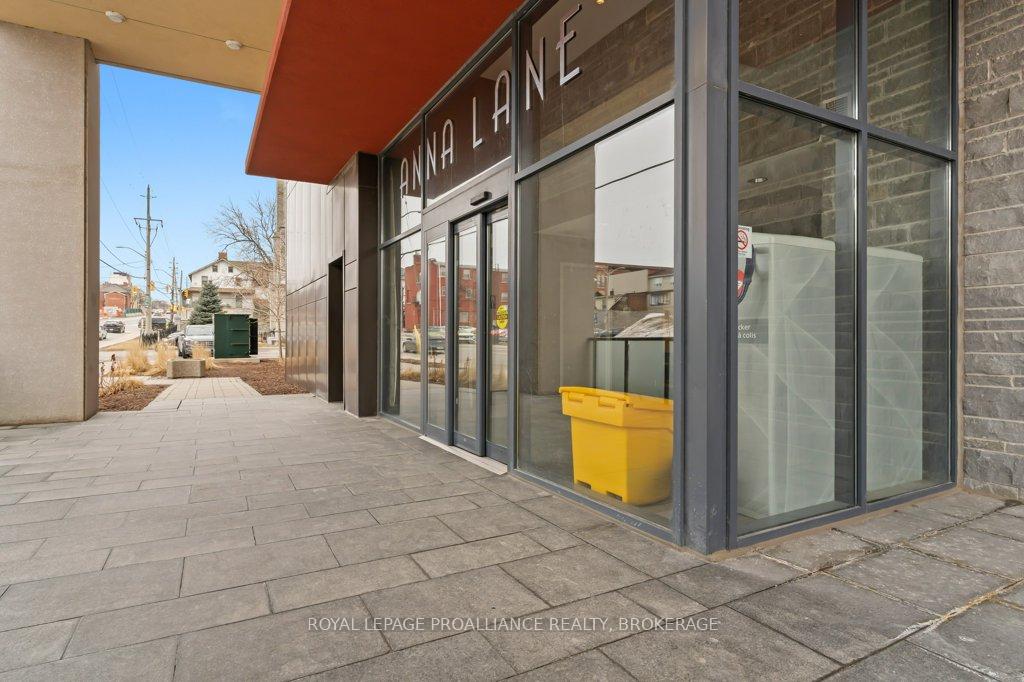 Photo 26 of Unit 701, 121 Queen Street, Kingston, East of Sir John A. Blvd — HOMEH