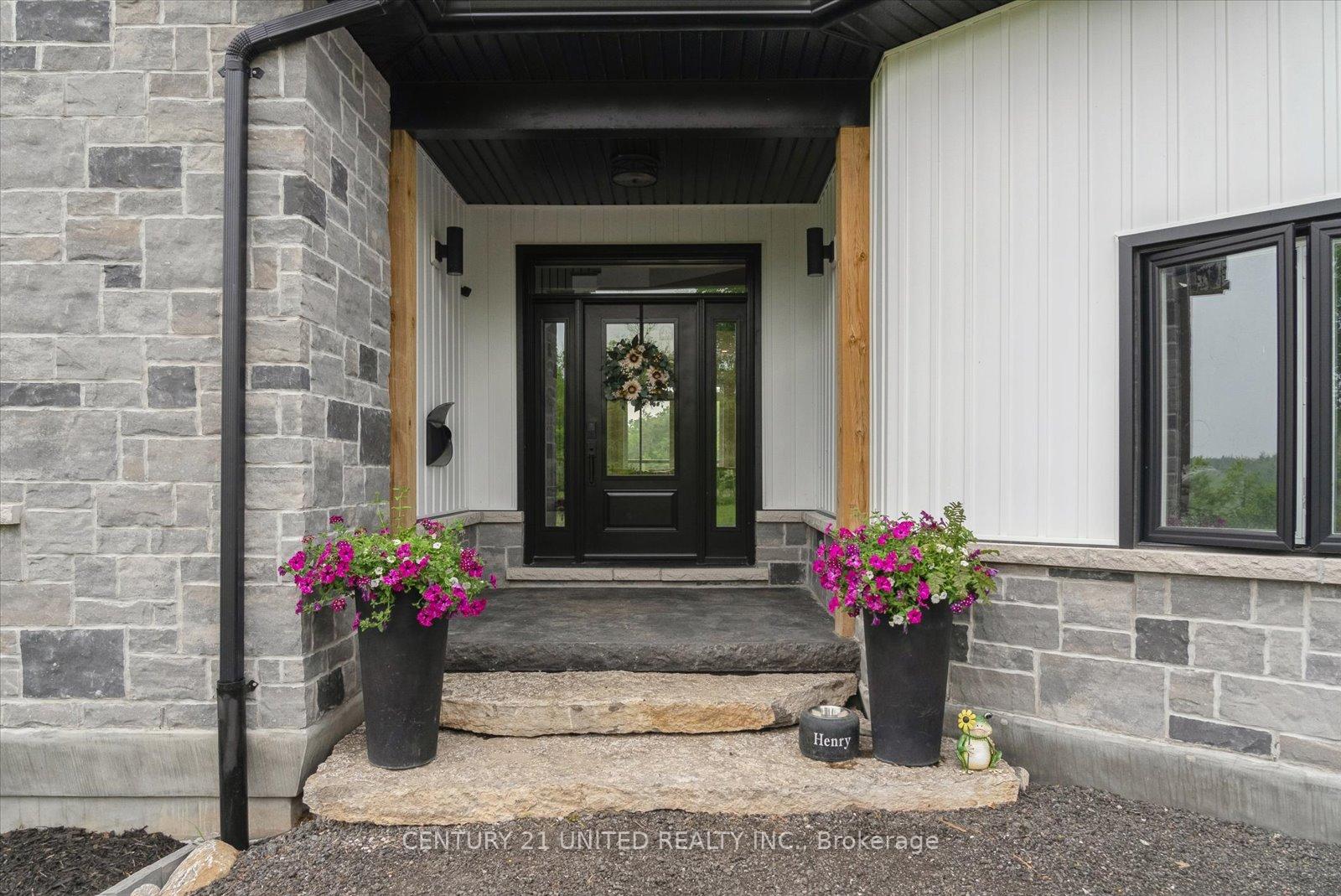 Photo 5 of 2580 Jones Quarter Line, Cavan Monaghan, Cavan Twp — HOMEH