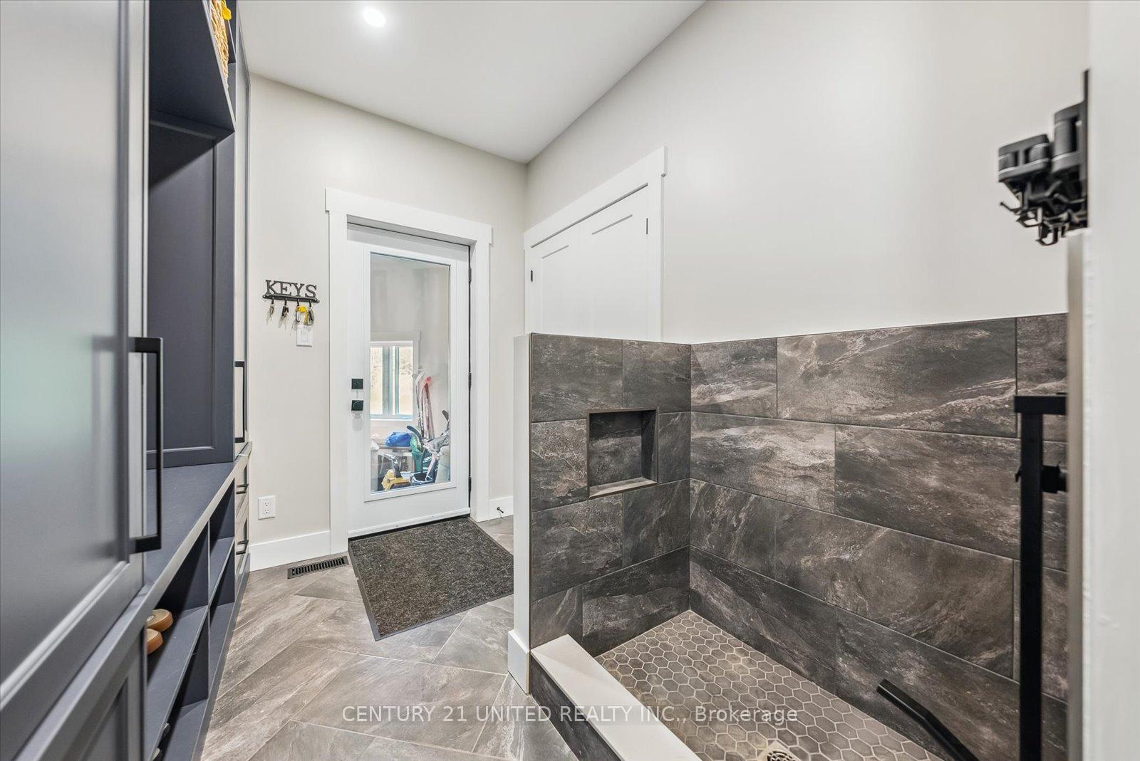 Photo 31 of 2580 Jones Quarter Line, Cavan Monaghan, Cavan Twp — HOMEH