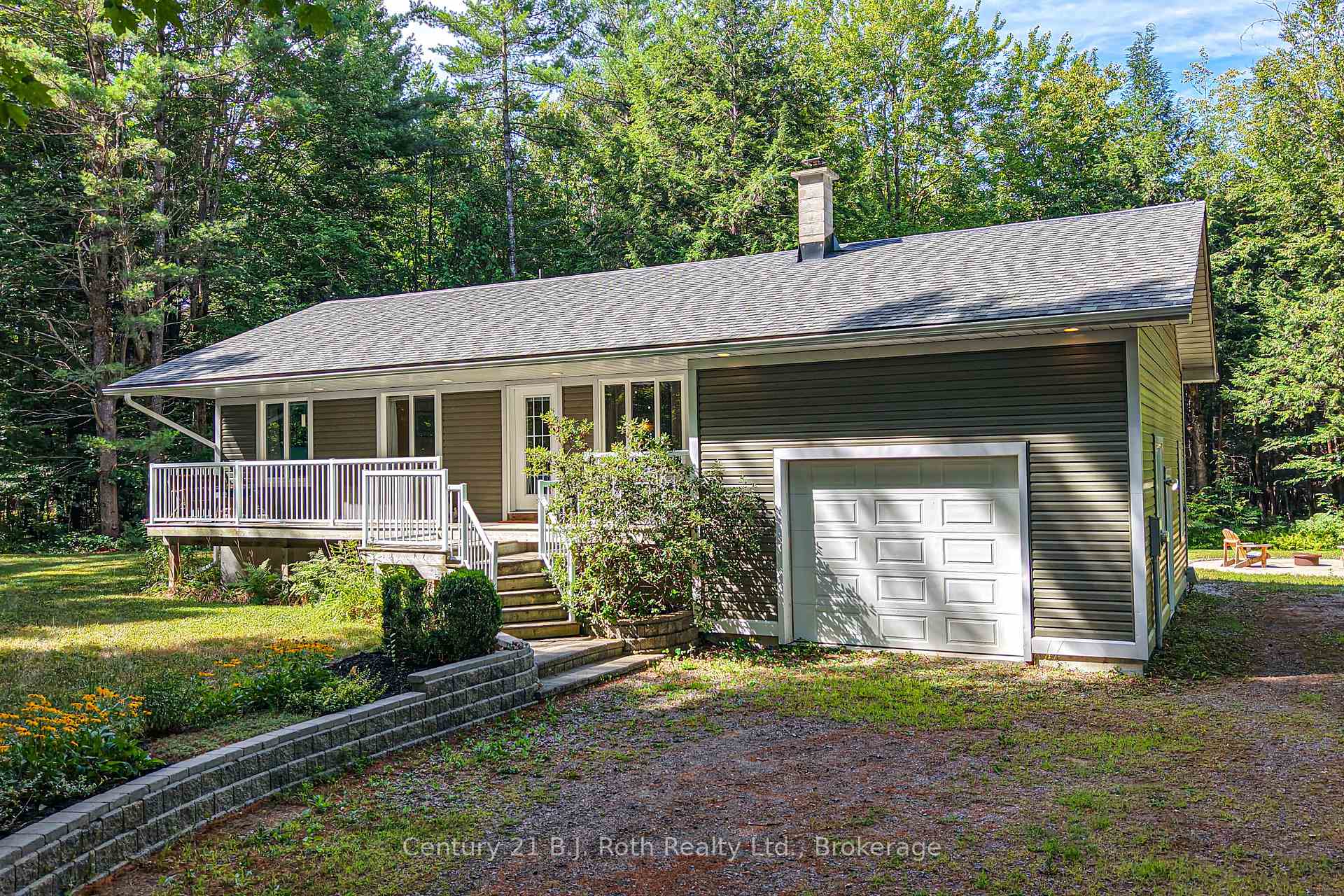 Photo 2 of 2289 Southwood Road, Gravenhurst, Morrison — HOMEH