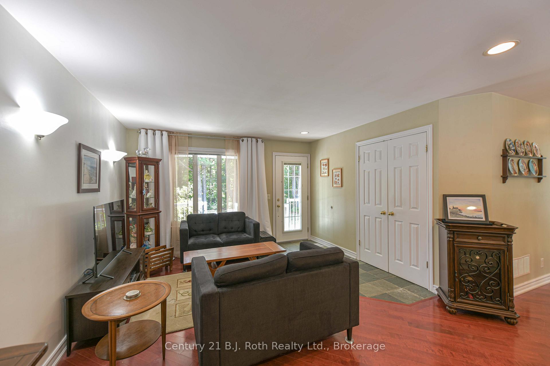 Photo 7 of 2289 Southwood Road, Gravenhurst, Morrison — HOMEH