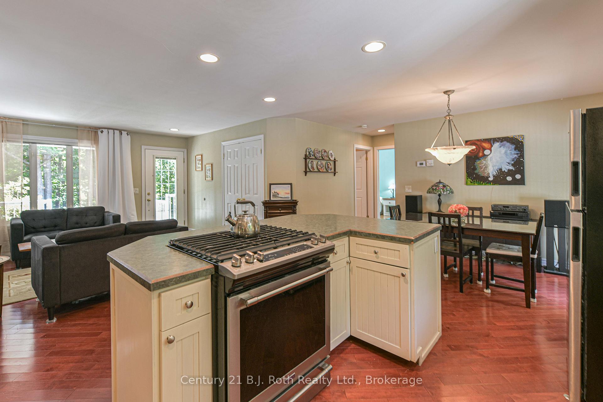 Photo 11 of 2289 Southwood Road, Gravenhurst, Morrison — HOMEH