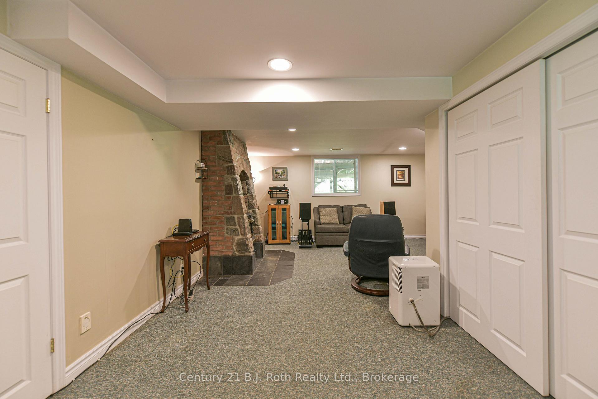 Photo 25 of 2289 Southwood Road, Gravenhurst, Morrison — HOMEH