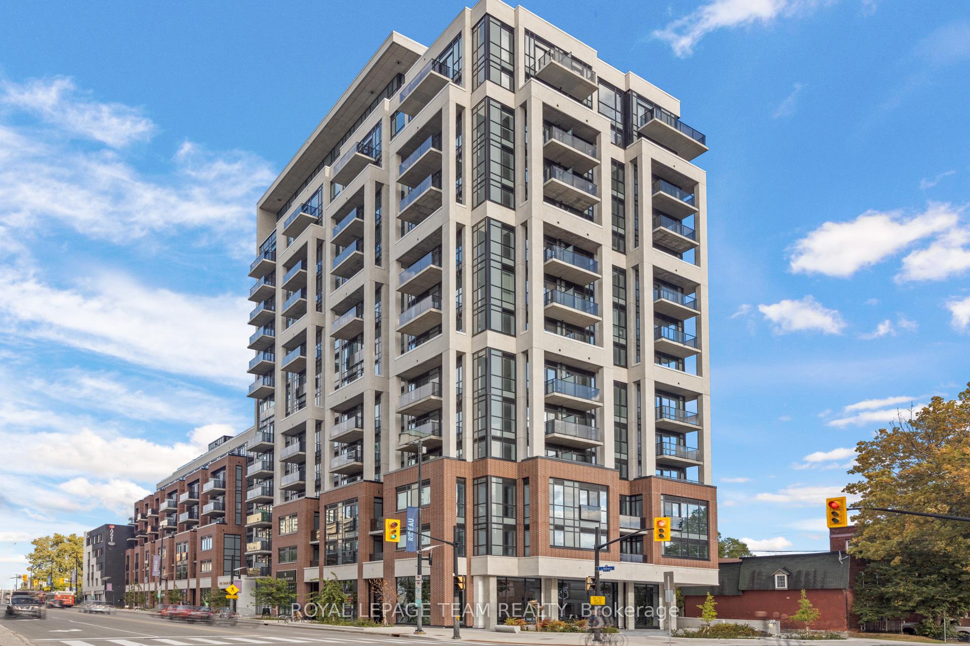 Front of Unit 409, 560 Rideau Street