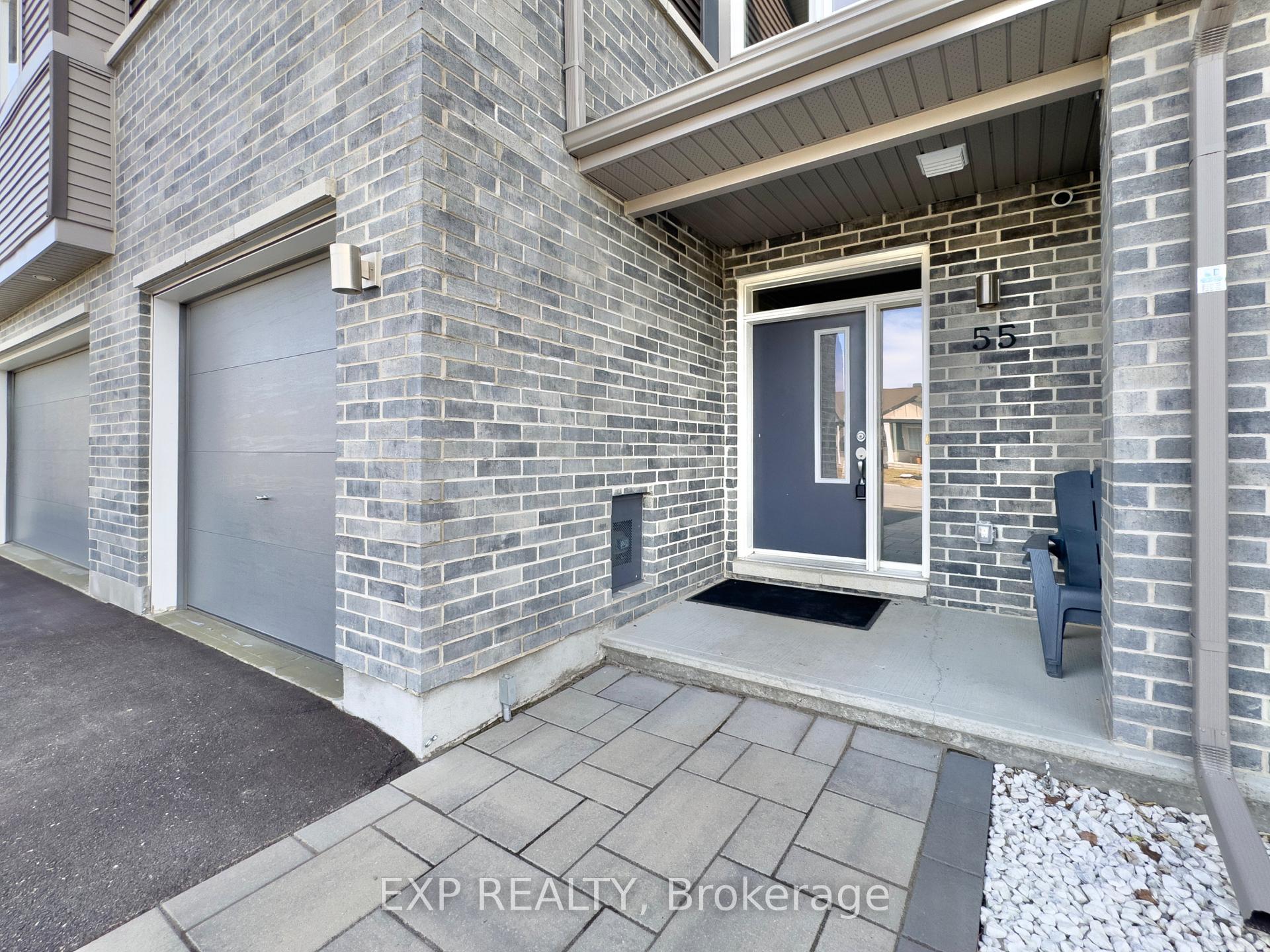 Photo 3 of 55 Riddell Street, Carleton Place — HOMEH
