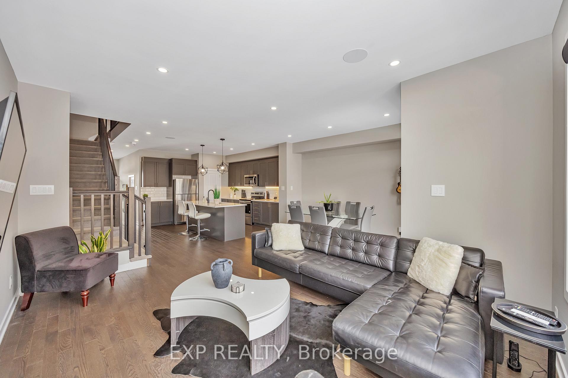 Photo 11 of 55 Riddell Street, Carleton Place — HOMEH