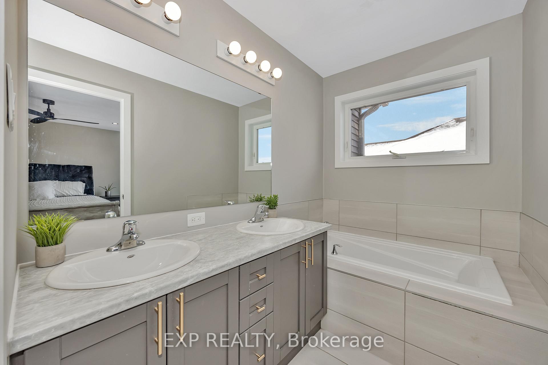 Photo 17 of 55 Riddell Street, Carleton Place — HOMEH