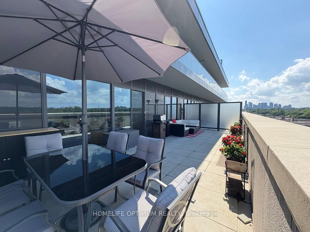 Photo 5 of Unit 709, 33 Frederick Todd Way Road, Toronto, Leaside — HOMEH