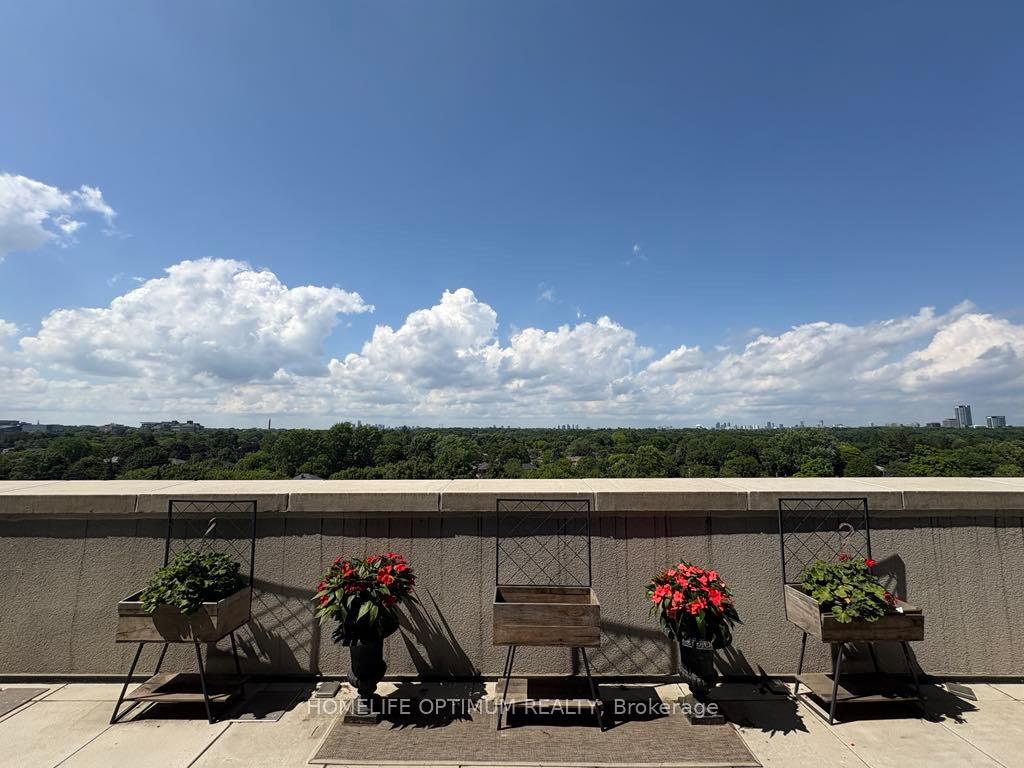Photo 7 of Unit 709, 33 Frederick Todd Way Road, Toronto, Leaside — HOMEH