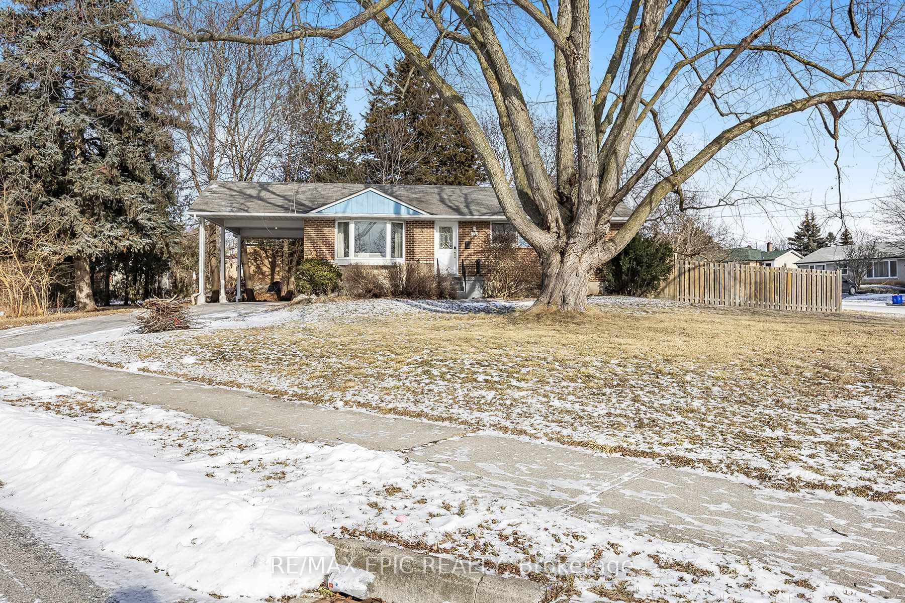 Front of 25 Hiley Avenue