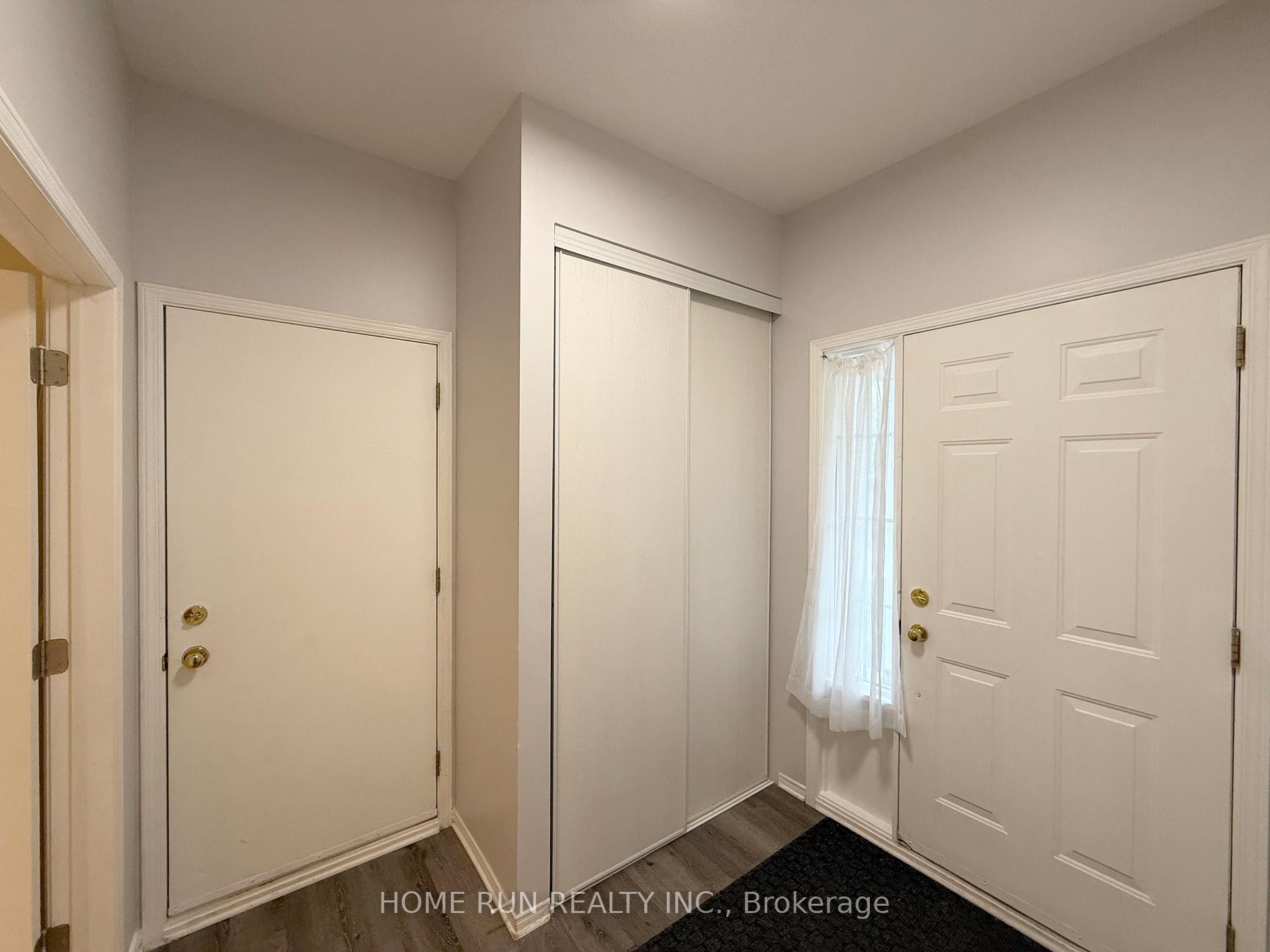 Photo 2 of 49 Deerfox Drive, Ottawa, Barrhaven - Longfields — HOMEH