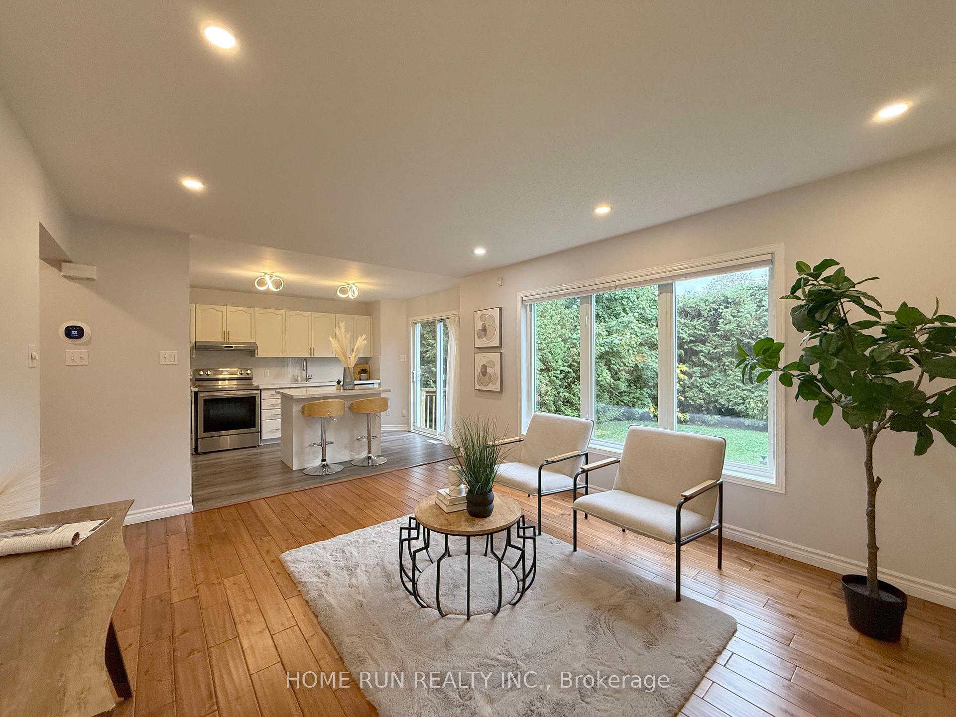 Photo 14 of 49 Deerfox Drive, Ottawa, Barrhaven - Longfields — HOMEH