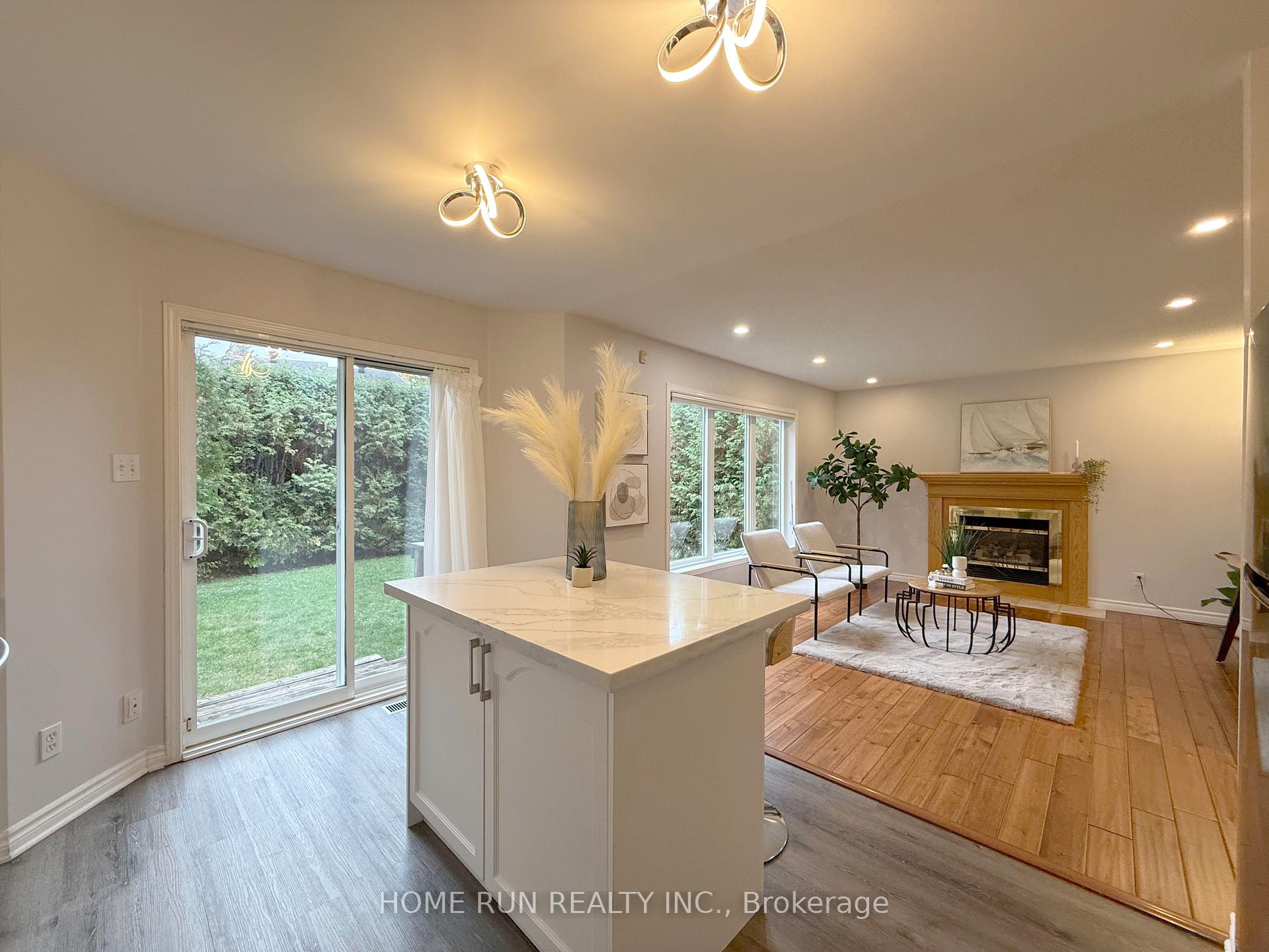 Photo 18 of 49 Deerfox Drive, Ottawa, Barrhaven - Longfields — HOMEH