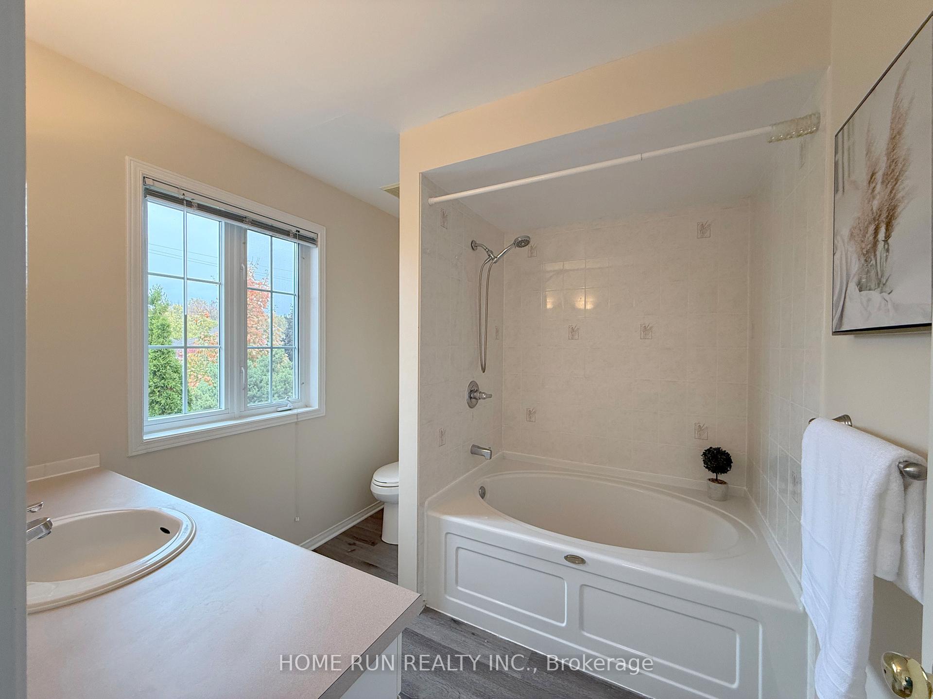Photo 27 of 49 Deerfox Drive, Ottawa, Barrhaven - Longfields — HOMEH