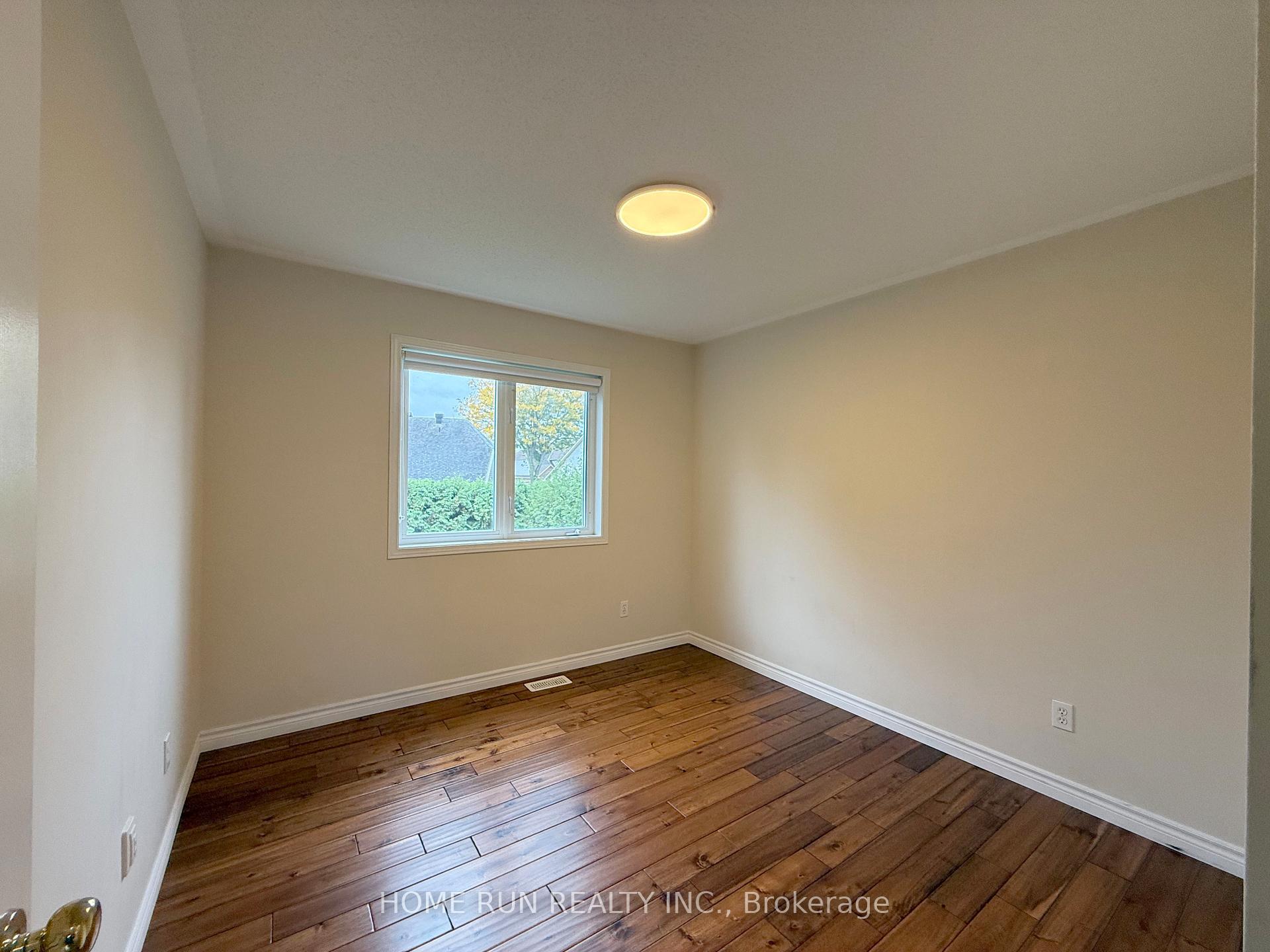 Photo 30 of 49 Deerfox Drive, Ottawa, Barrhaven - Longfields — HOMEH