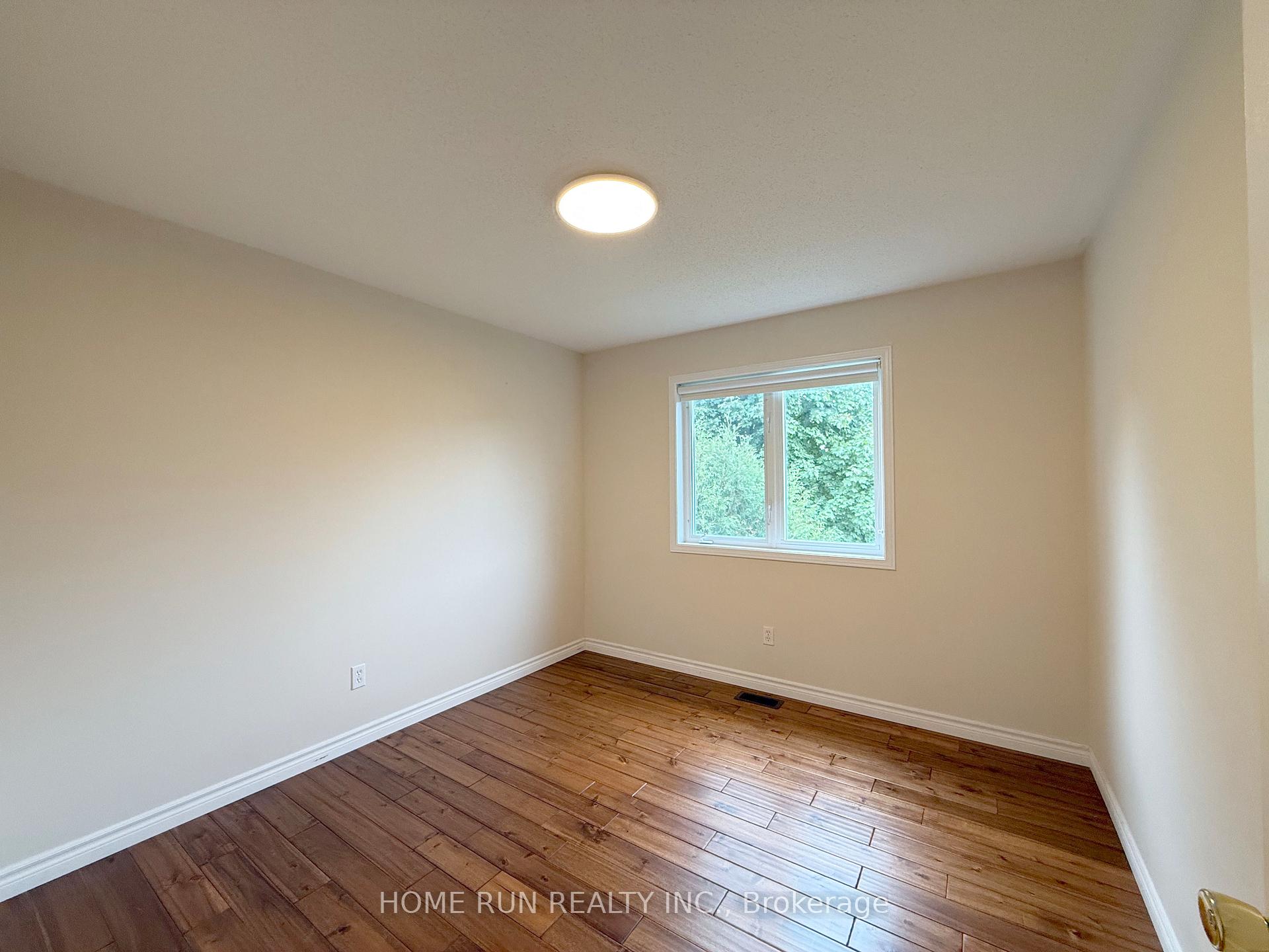 Photo 32 of 49 Deerfox Drive, Ottawa, Barrhaven - Longfields — HOMEH