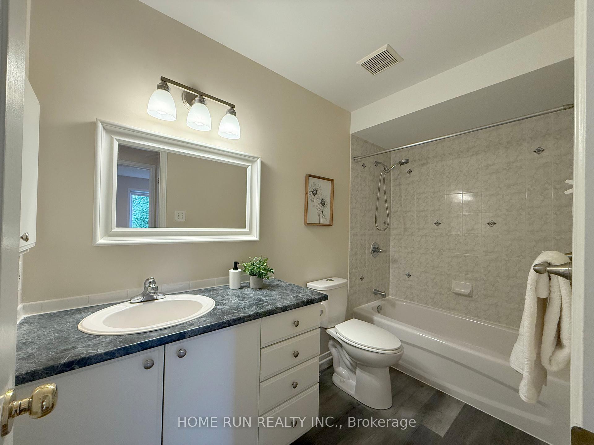 Photo 34 of 49 Deerfox Drive, Ottawa, Barrhaven - Longfields — HOMEH