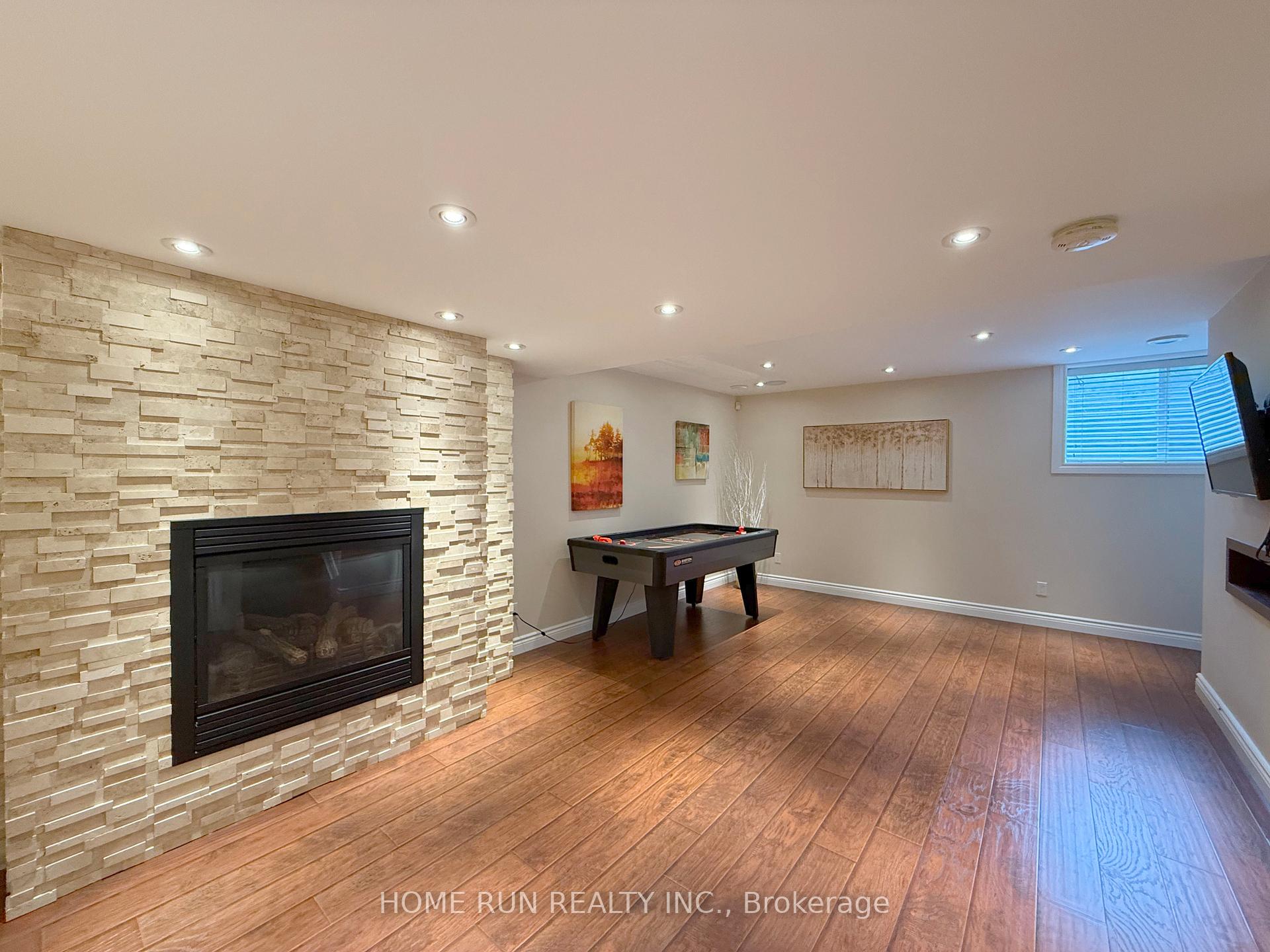 Photo 39 of 49 Deerfox Drive, Ottawa, Barrhaven - Longfields — HOMEH